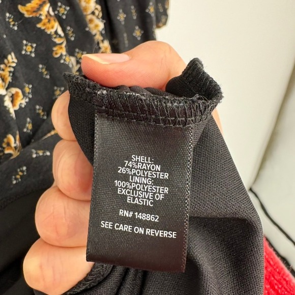 Torrid Black Floral Smocked V Neck Long Sleeve Midi Dress Size 2X Romantic - Picture 6 of 8